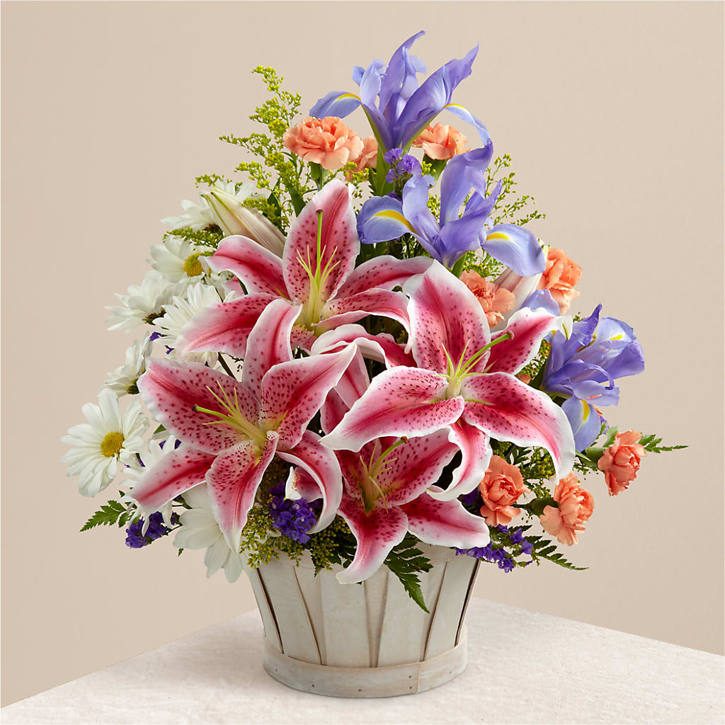 The Wondrous Nature Bouquet – Kiss Floral Llc, Claymont DE