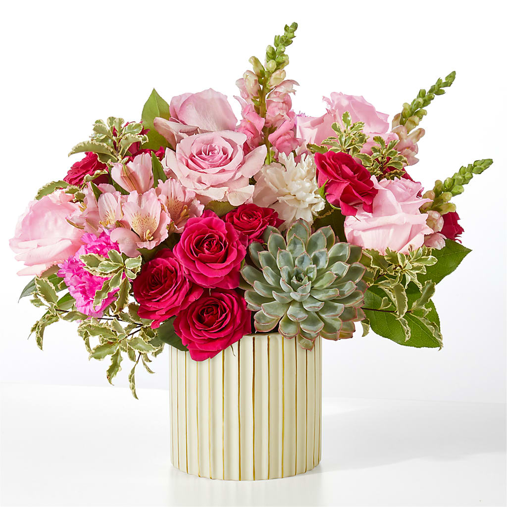 Magenta Musings Bouquet – Kiss Floral Llc, Claymont DE