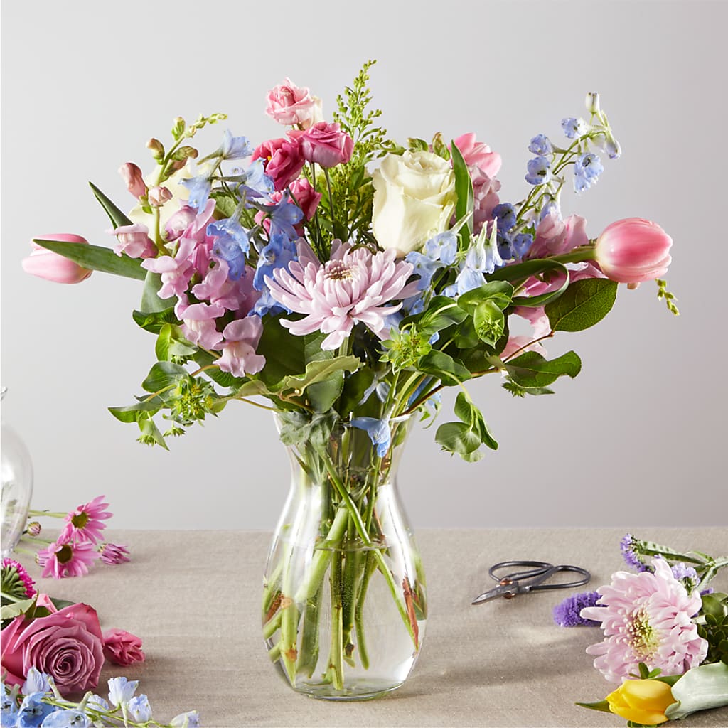 Pastel Tradition - A Florist Original – Kiss Floral Llc, Claymont DE
