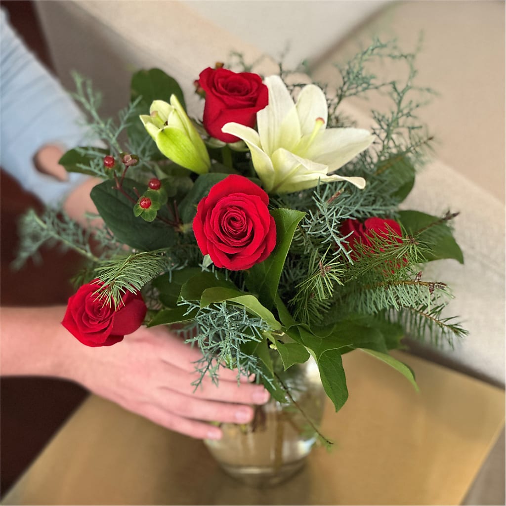 Glittering Lights Bouquet – Kiss Floral Llc, Claymont DE