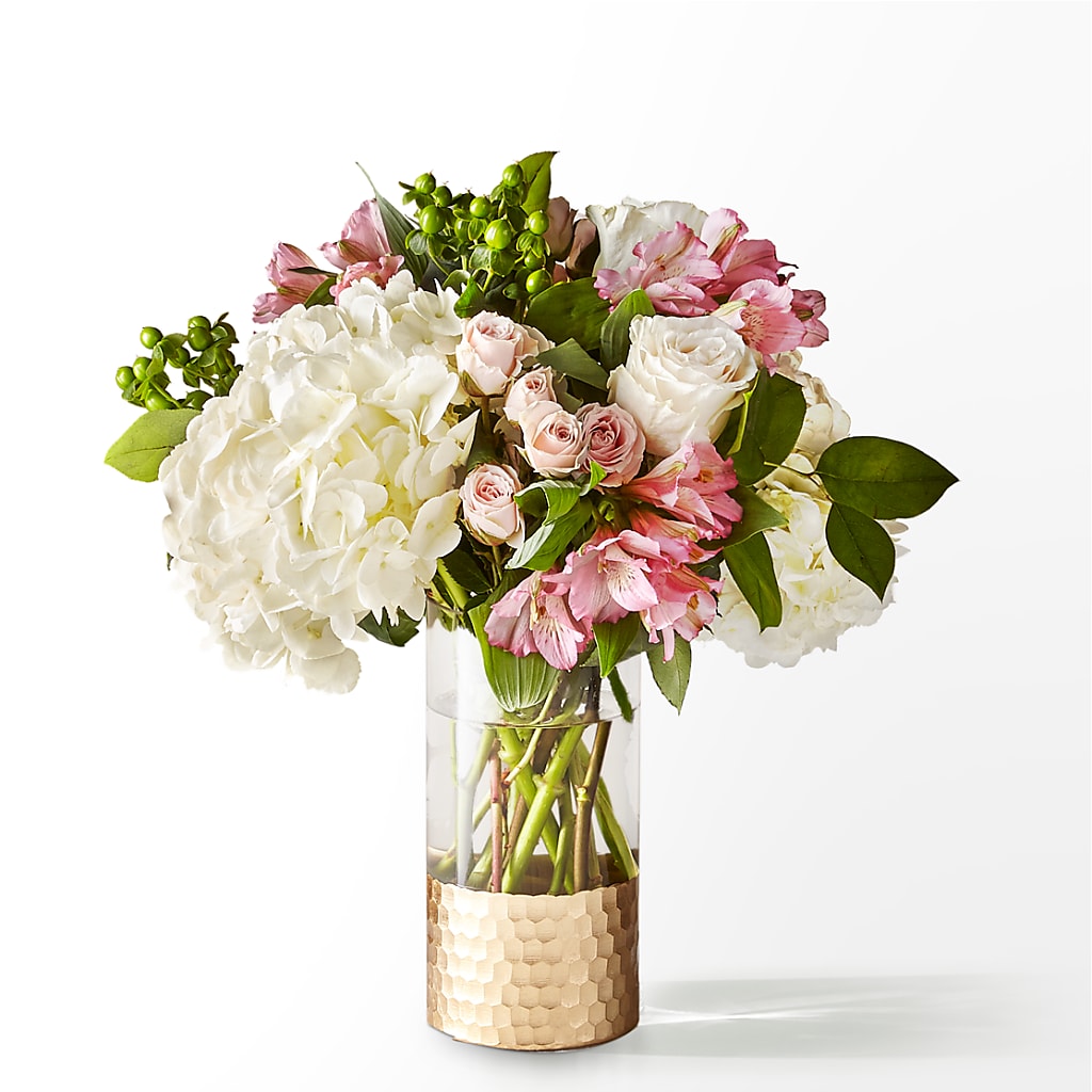 Parisian Stroll Bouquet – Kiss Floral Llc, Claymont DE