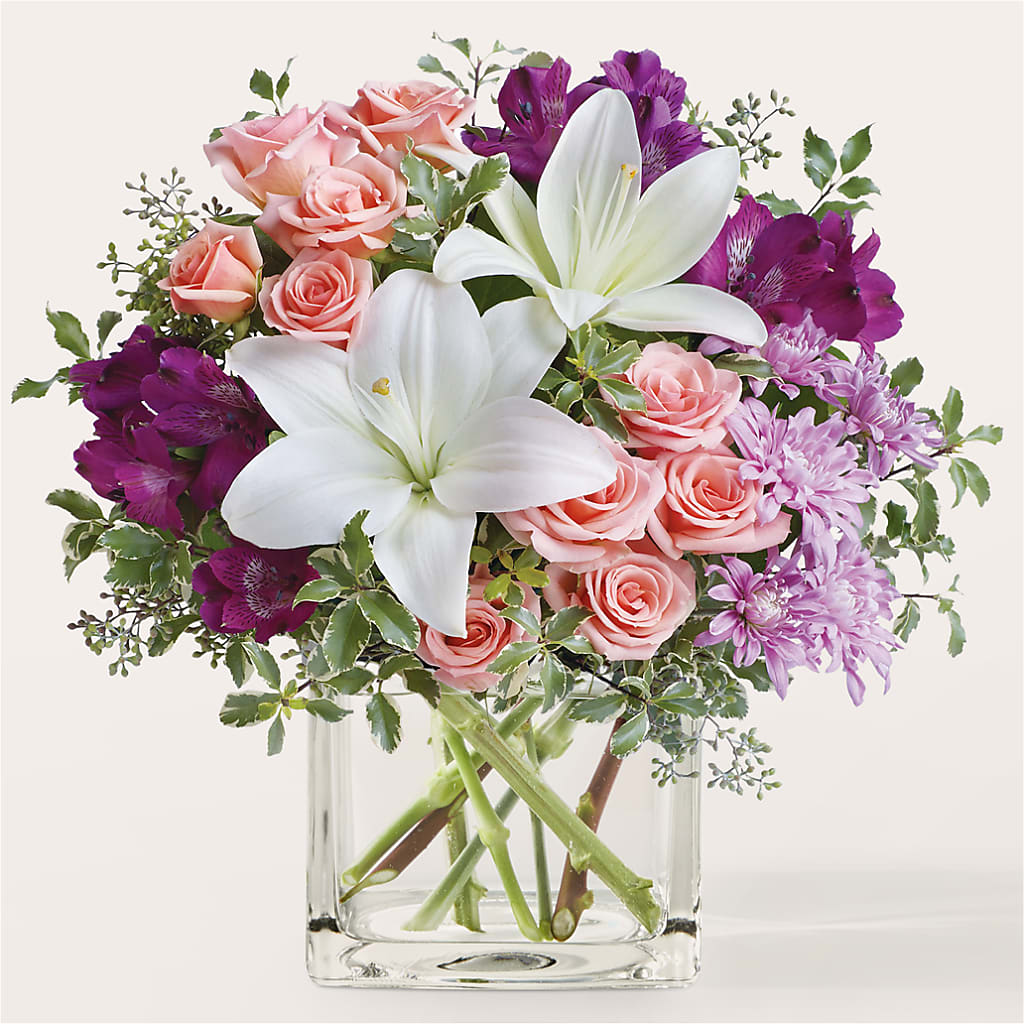 Mani Pedi Bouquet – Kiss Floral Llc, Claymont DE