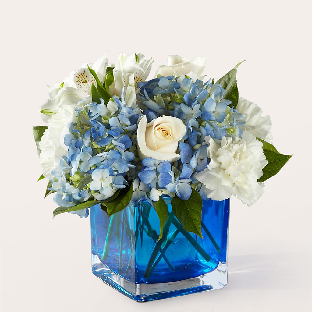 Soothing Waters Bouquet – Kiss Floral Llc, Claymont DE