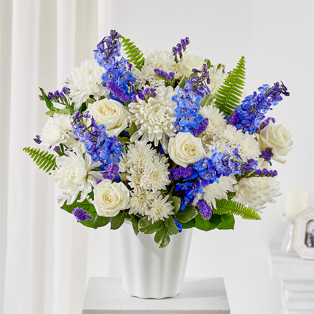 Hold Dear Tabletop Basket – Kiss Floral Llc, Claymont DE
