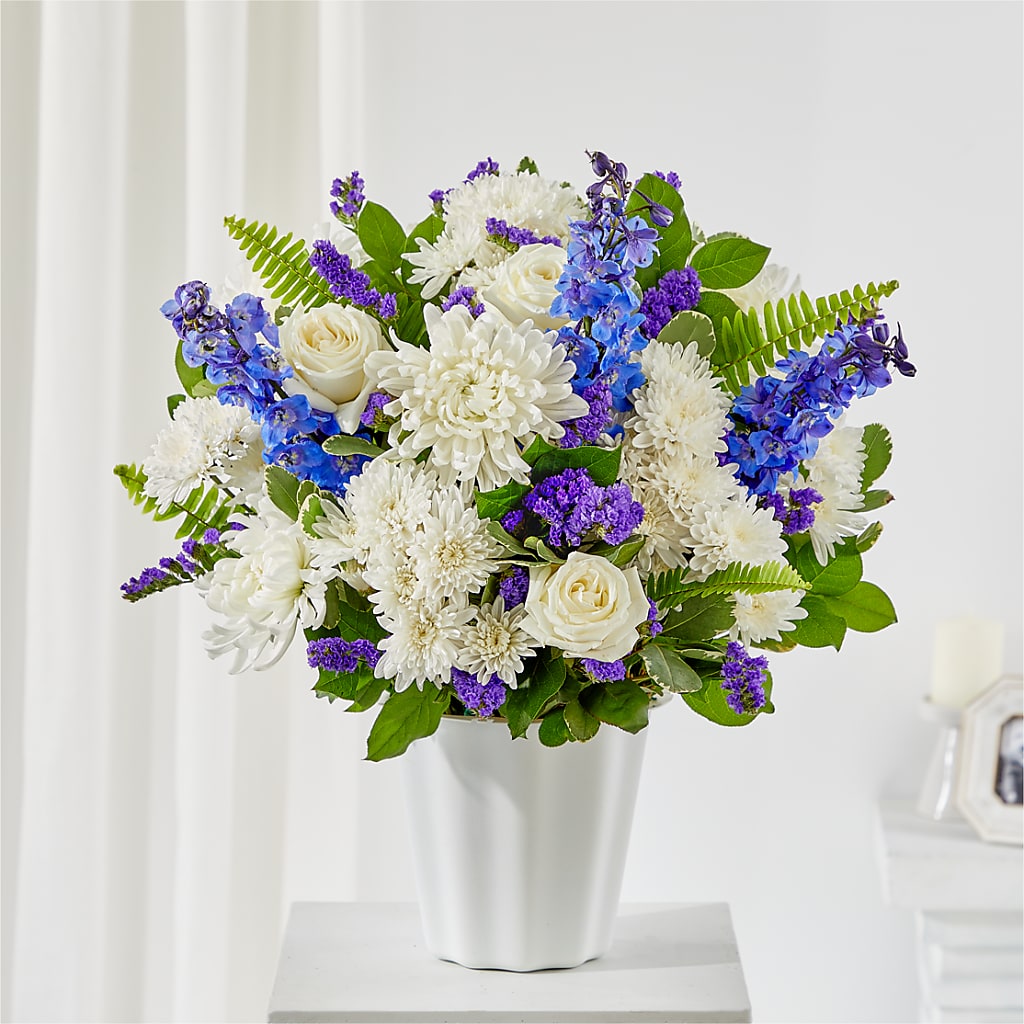 Hold Dear Tabletop Basket – Kiss Floral Llc, Claymont DE
