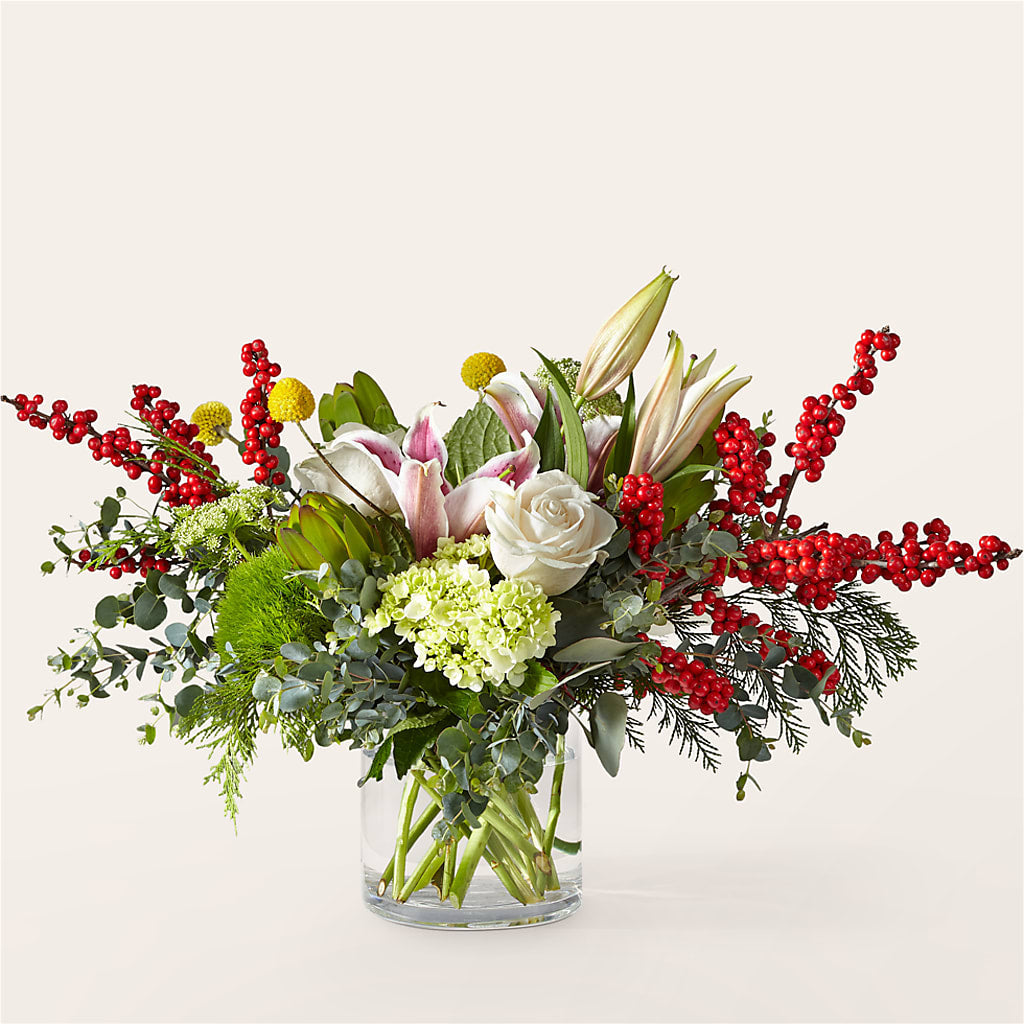 Berry & Bright Bouquet – Kiss Floral Llc, Claymont DE