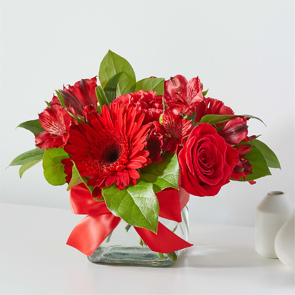 Red Hot Bouquet – Kiss Floral Llc, Claymont DE