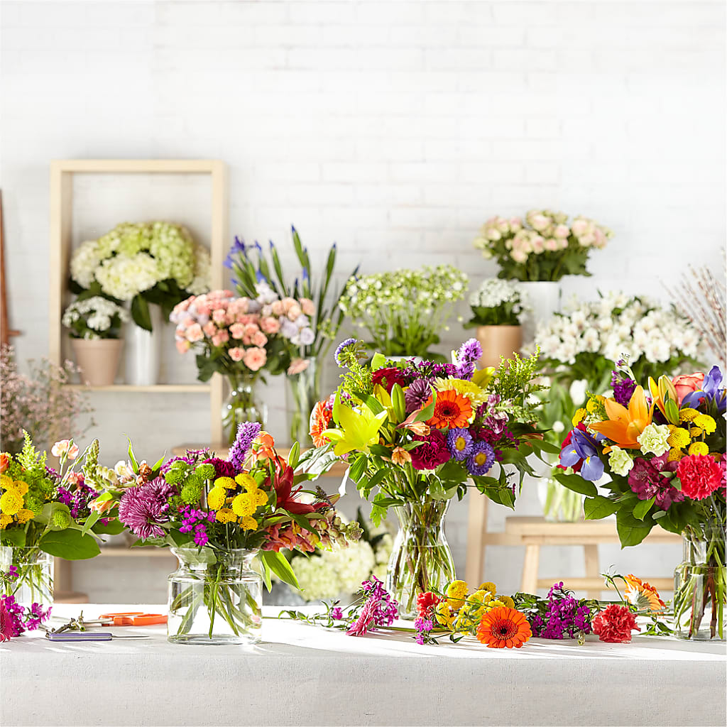 Bold & Bright – A Florist Original –  Kiss Floral Llc, Claymont DE
