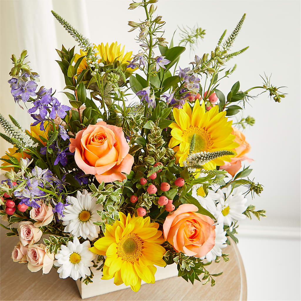 The Good Life Bouquet –  Kiss Floral Llc, Claymont DE