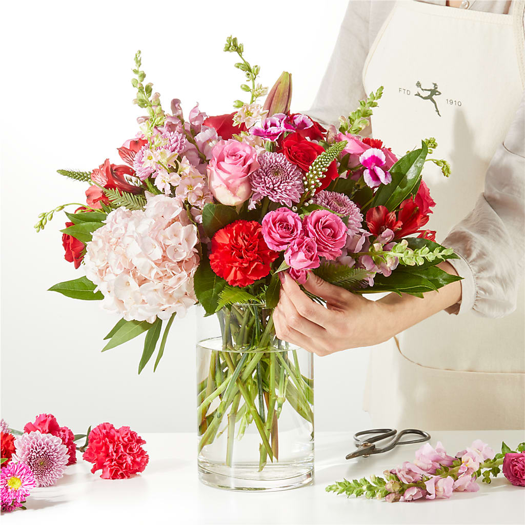 Swooning Over You - A Luxury Florist Original –  Kiss Floral Llc, Claymont DE