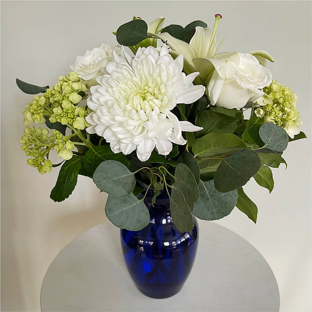 Snowy Dreams Bouquet –  Kiss Floral Llc, Claymont DE