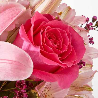 Lucky in Love Bouquet –  Kiss Floral Llc, Claymont DE