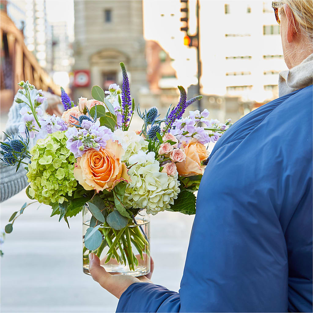 Porch Swing Bouquet –  Kiss Floral Llc, Claymont DE