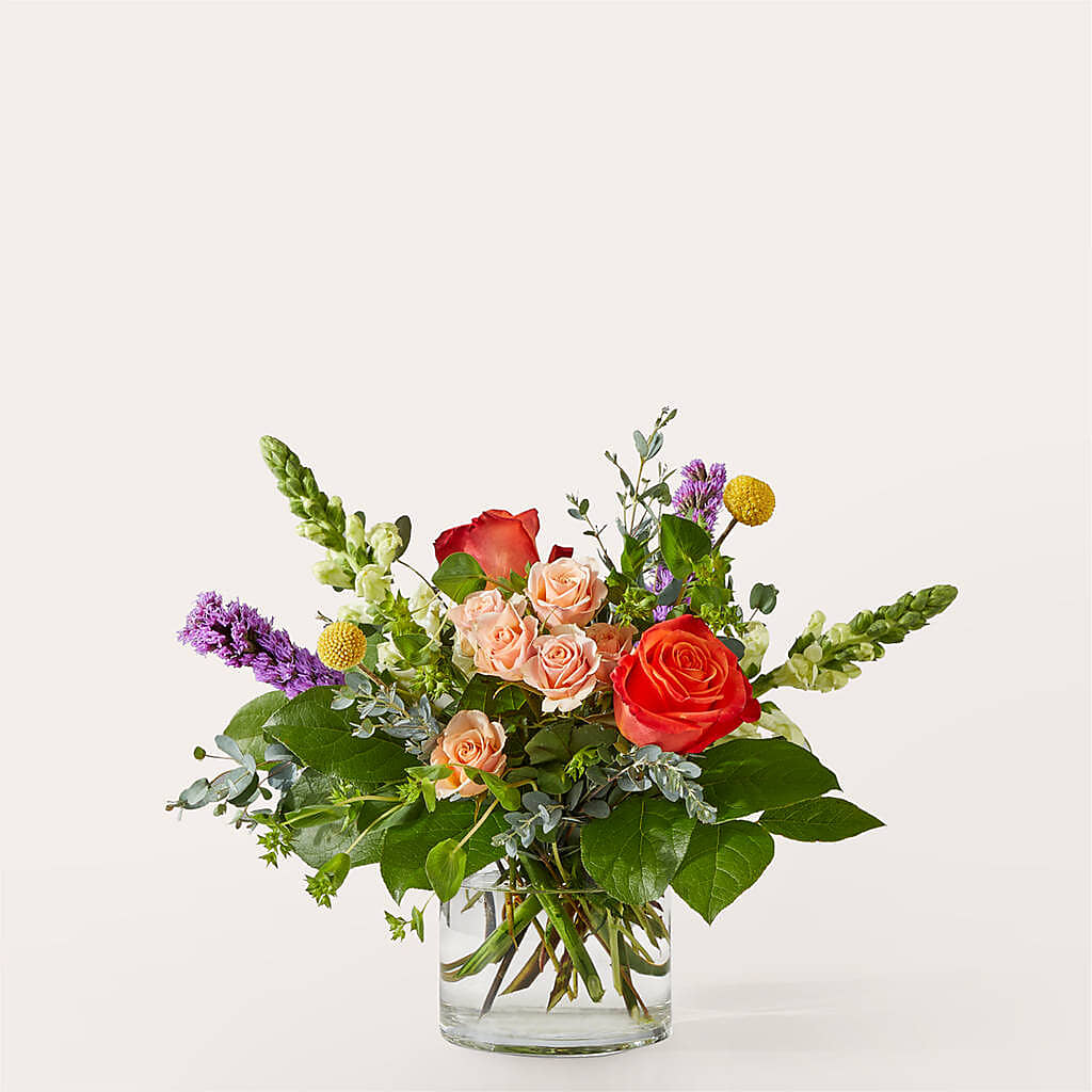 The Standout Bouquet –  Kiss Floral Llc, Claymont DE