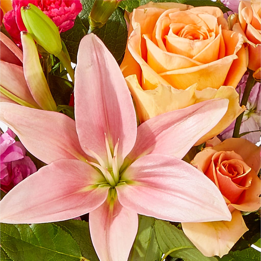 Bisous Bouquet –  Kiss Floral Llc, Claymont DE